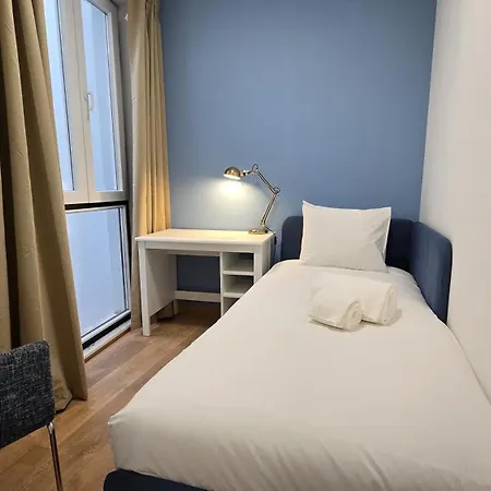 Downtown 42 Apartment